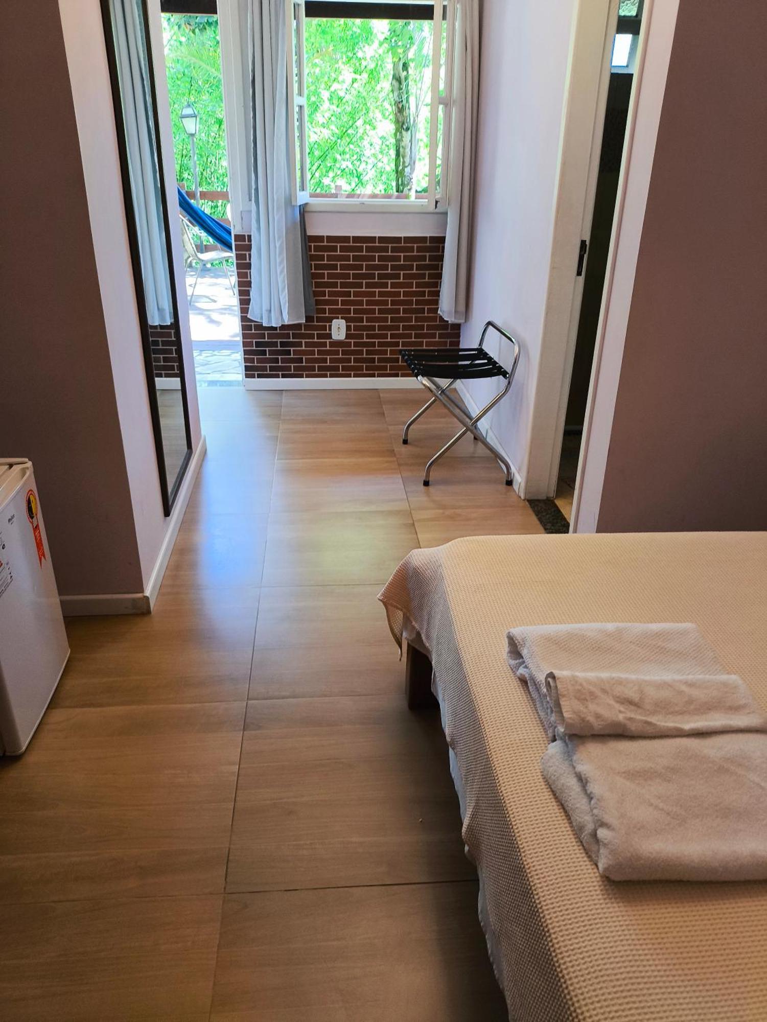 Flats Com Deque, Cozinha E Churrasqueira Conservatoria Ngoại thất bức ảnh